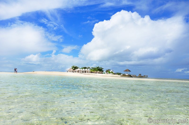 8 popular remote islands that can be reached on a day trip in Cebu.Pandanon Island