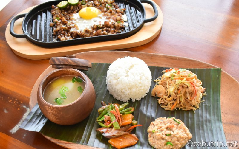 セブ・マクタン島で絶品フィリピン料理が味わえるアクアカフェ！